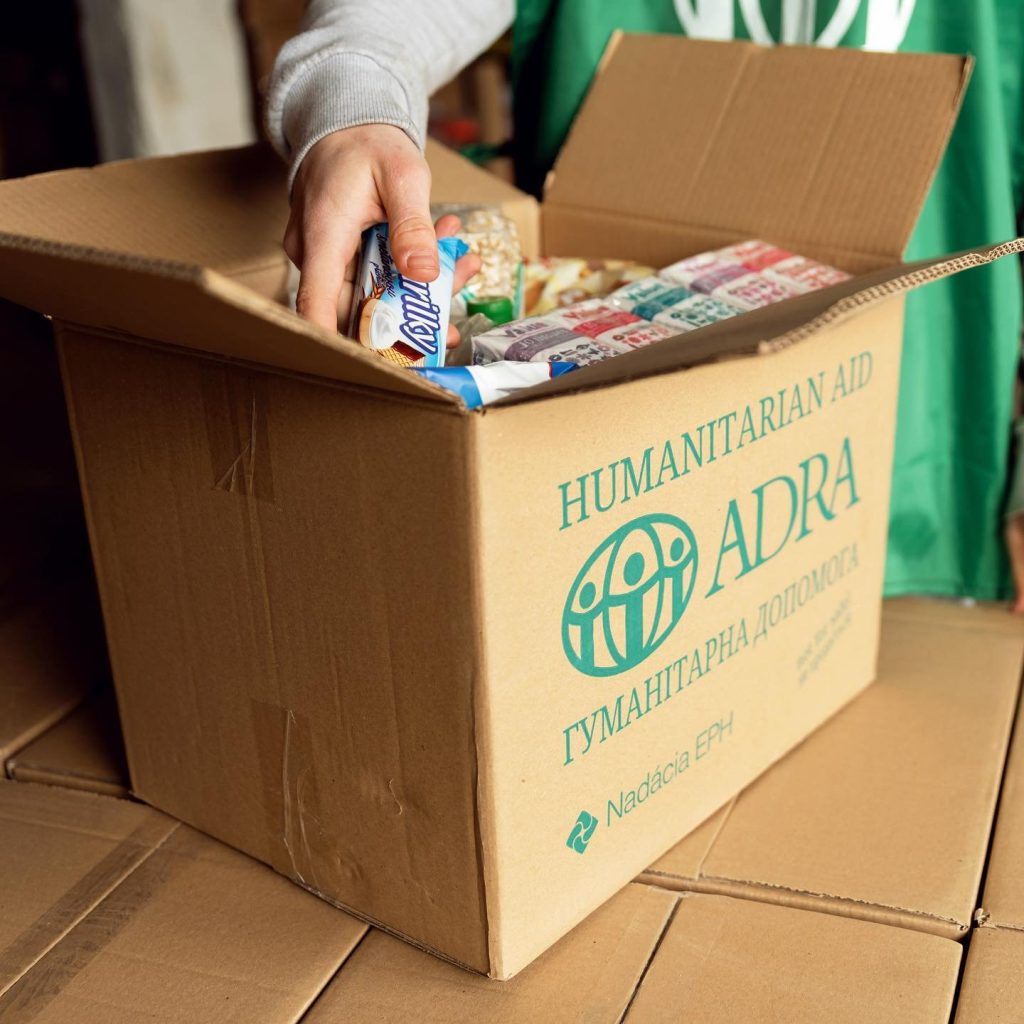 ADRA Slovakia delivering aid packages