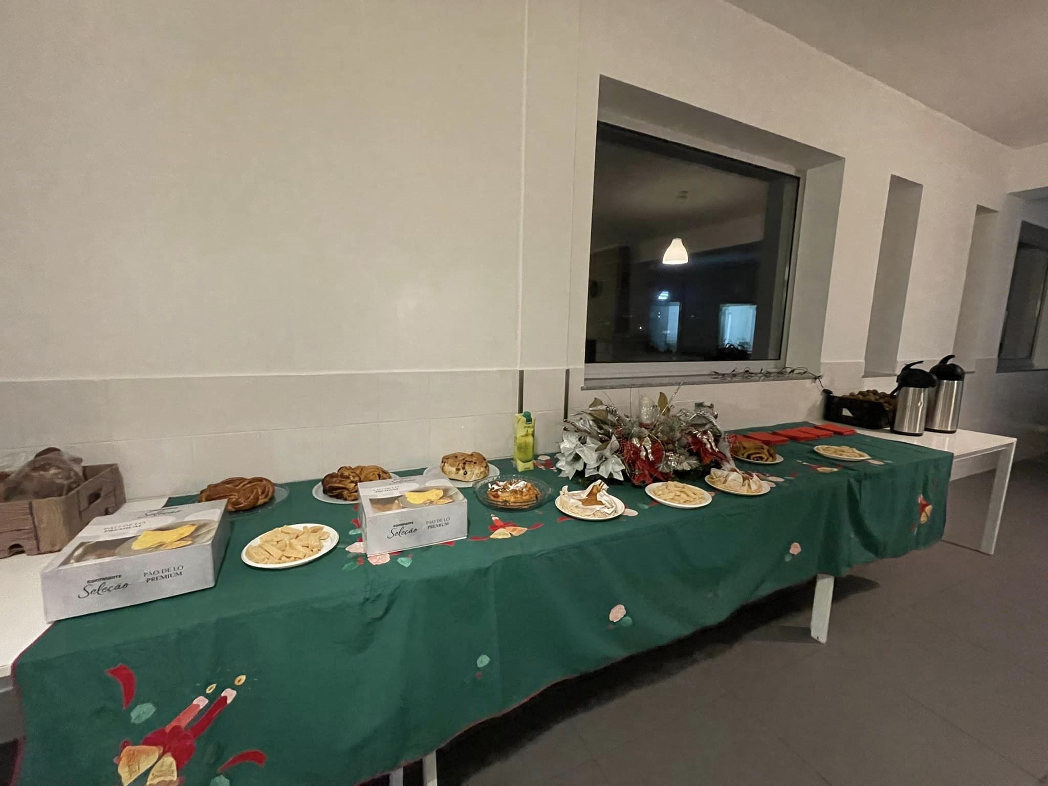 Christmas dinner for homeless people in Oliveira do Douro