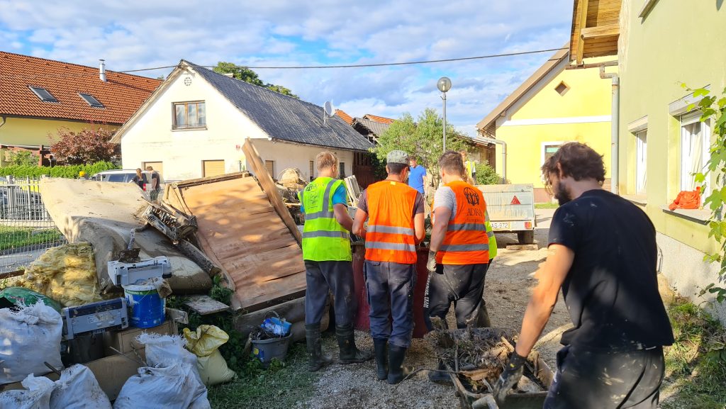 ADRA Volunteers in Slovenia assist people affected by floods.